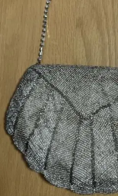 シルバービーズ刺繍　シエル型　クラッチバッグ　パーティバック