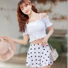 セパレート水着 ビキニ　オフショルホワイト　水玉　ドット　白　黒　体型カバー　M