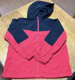 GUキッズ　150 マウンテンパーカー　赤黒