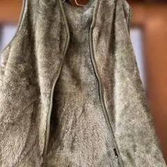 フリースベスト オリーブグリーン