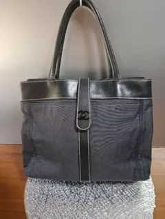 CHANEL 　ココマーク　ターンロックトートバッグ　デニム×ブラックのサムネイル