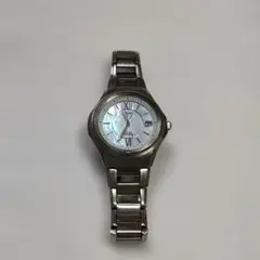 美品SEIKO V182-0AA0 ソーラー チタン シェル文字盤 稼働品