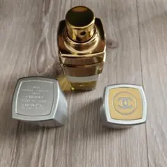 CHANEL N°19 EAU DE TOILETTE SPRAYのサムネイル