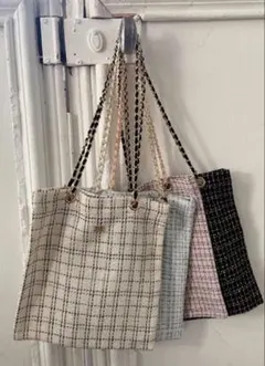 Item thumbnail for item d5a51f62-e637-4ee9-934c-82ee17365b72