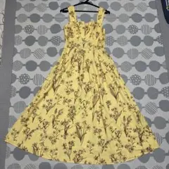 SHEIN キャミロングドレス　イエローフラワーワンピース