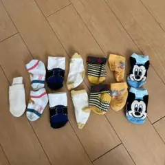靴下✖️6 ミトン✖️1 まとめ売り　サイズ9〜11