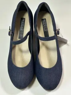 NUOVO パンプス ネイビー　デニム風？ ストラップパンプス