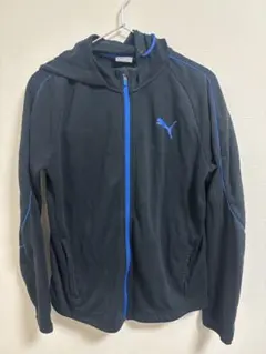 PUMAパーカーのサムネイル