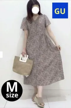 【最終値下げ！！】GU　小花柄　ロングワンピース