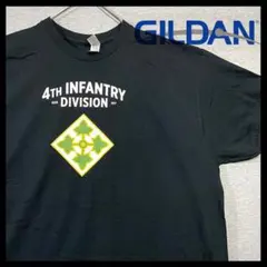 【GILDAN】第4歩兵師団アメリカ陸軍アイビービッググラフィック 2XL