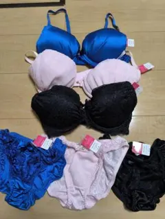 Sankei ブラジャーショーツ 3点セット Mサイズ　三恵　F70のサムネイル