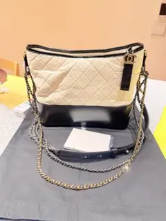 シャネル ガブリエル バッグ