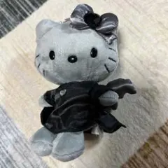 ハローキティ キーホルダー　エンジェル　グレー