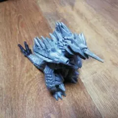 グルジオレギーナ　円谷プロ　ウルトラ怪獣　フィギュア