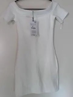 ZARA オフショルダー ホワイトワンピース Sサイズ