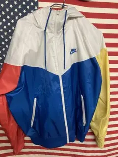 NIKE ナイロンジャケット Lサイズ
