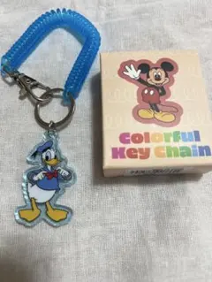 ドナルド　ディズニー公式　シークレットカラフルキーチェーン　ランダム　新作