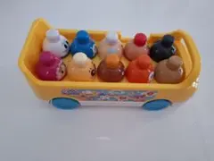 アンパンマン　かぞえてつみつみバス　バンダイ　おもちゃ
