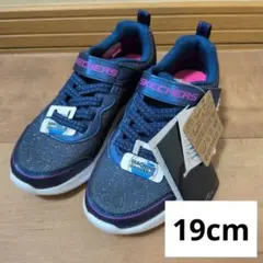 新品未使用 19cm スケッチャーズ スニーカー