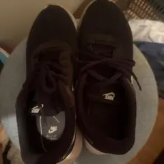 NIKE スニーカー