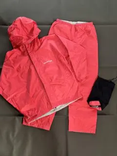 mont-bell レインスーツ 上下セット 130cm レッド - メルカリ