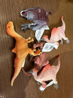 恐竜　フィギュアのサムネイル