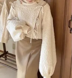 euw キルティングジャガードトップス 淡色 ベージュ