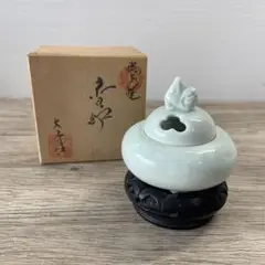 香炉　骨董品　鍋島焼　大秀作　インテリア　置物 鍋島焼 鍋島青磁 香炉 大秀作 - メルカリ