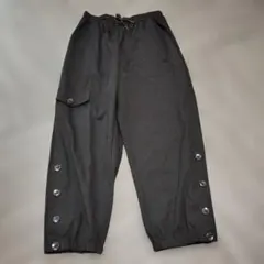 4karo1 黒いボタン付きワークパンツ F ダボッとパンツ