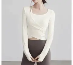 新品⭐︎カップ付き長袖ヨガウェア【Lサイズ】カシュクール風