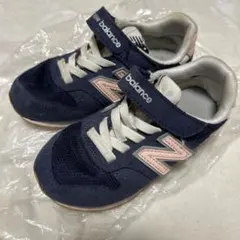 New Balance 996 ネイビー/ピンク スニーカー