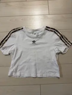 adidas ホワイト Tシャツ