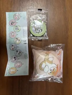 mofusand×くら寿司　缶バッチ&クッションチャーム