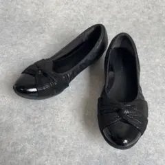 【美品】fuwaraku リボン パンプス レザー エナメル ブラック 22.5