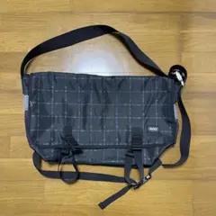 STUSSY ストゥーシー メッセンジャーバッグ ショルダーバッグのサムネイル
