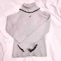 pium バイカラーロゴフリルタートルニット グレー