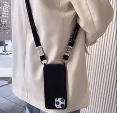 iPhone7/8/SE2/SE3ケース　ショルダー　紐付き　ブラック　黒