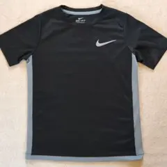Nike DRI-FIT Tシャツ 黒/グレー
