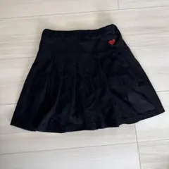 黒のプリーツスカート ハート刺繍付き　140cm