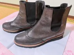 タラントンバイダイアナ　ラメ　サイドゴアブーツ