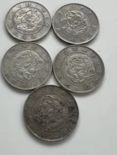 日本銀貨　旭日竜大型50銭銀貨　明治3年　5枚まとめロット 日本銀貨旭日竜大型50銭銀貨明治3年5枚まとめロット