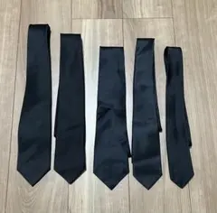 ネクタイ5本セット　ブラック　黒　冠婚葬祭　シンプル　ビジネス　無地　まとめ売り