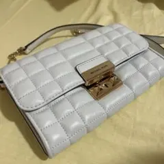 MICHAEL KORS ホワイト ショルダーバッグ