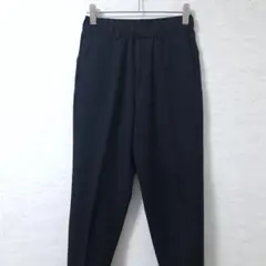 ユニクロ 脚長 ワイドフィット テーパードパンツ キレイめ ブラック