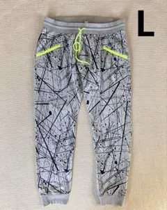 Item thumbnail for item c8cab7d9-7c85-4827-931b-94a013cc4b3e