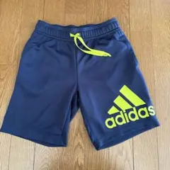未使用品アディダスハーフパンツ