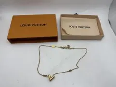 LOUIS VUITTON ルイヴィトン ネックレス ペンダント エセンシャルV