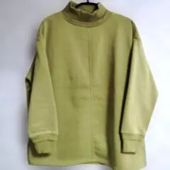 裏起毛ハイネックトレーナー