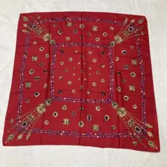 希少　美品　高級　ジュエリー柄　シルク100% 大判スカーフ