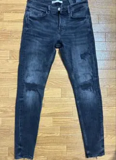 ZARA ダメージ加工 スキニーデニム 42のサムネイル